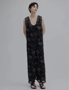 【Ameri】新品2WAY SILHOUETTE V NECK ROMPERSのサムネイル