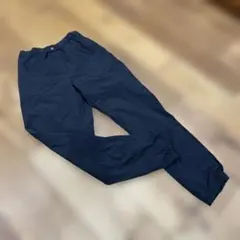 UNIQLO黒 ロングパンツ 150