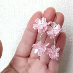桜モチーフピアスイヤリング　ハンドメイド