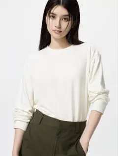 UNIQLO ソフトニットフリースクルーネックT オフホワイト　Mサイズ