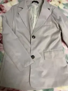 ベージュ テーラードジャケット 2つボタン