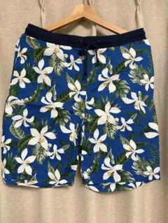 Urban Research 花柄ショートパンツ サイズ40