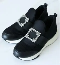 VIVIAN ビジューバックルゴムスリッポンスニーカー