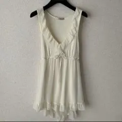 ピーチジョン　フリルノースリーブカットソー ホワイト　ロマンティック　フェミニン