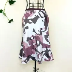Untitled 総柄　アブストラクトパターン Aライン　スカート　洗濯可