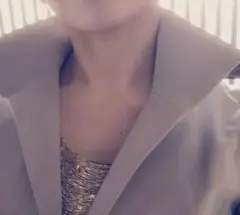 卒業　入学　綺麗めベージュ　パンツスーツ