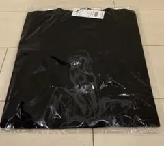 映画【爆弾】 非売品ステッカー＆暗闇で光るTシャツ - メルカリ