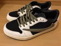 Nike Air Jordan 1 Low Travis Scottのサムネイル