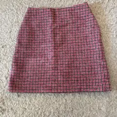 UNIQLO 赤と黒のチェック タイトスカート