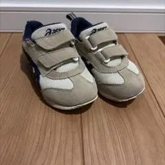 ベージュ ネイビー アシックス　スニーカー