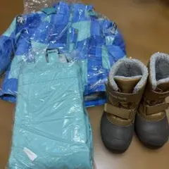 子ども用スキーウェアセット100センチとブーツ17センチ