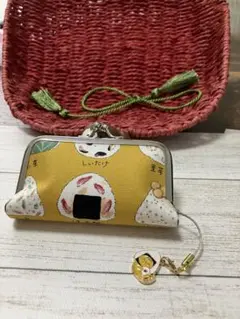 がま口ケース（大）ご当地おにぎり大図鑑 金のおむすび猫チャーム