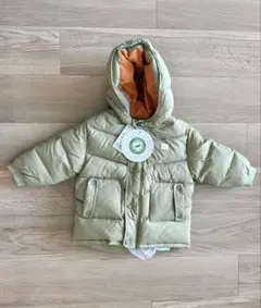 Item thumbnail for item beb5bfe7-6ce2-4d71-bab6-5382973b6003