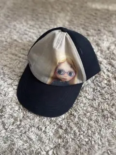 新品未使用】COYSEIO × Blythe キャップ ドールプリント 韓国 - メルカリ