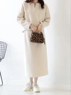 スカート 白 冬