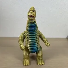 マグラ＆レッドキング＆チャンドラー＆ピグモン（ブルマァク復刻）ソフビ４体セット 2025年最新】ブルマァク レッドキングの人気アイテム - メルカリ