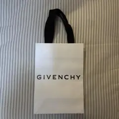 2026年最新】Givenchy ショップ袋・ショッパーの人気アイテム - メルカリ