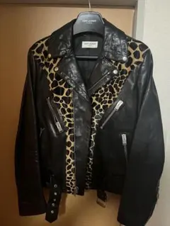 サンローランパリ