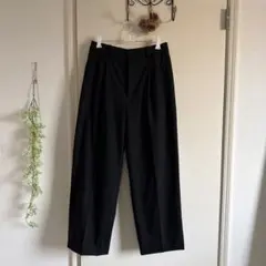 ユニクロ　タックワイドパンツ