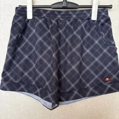 ハーフパンツ 黒と白のチェック柄