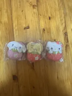 サンリオ いちごおくるみ ぬいぐるみセット