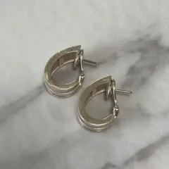 Item thumbnail for item c87fff71-aab6-4503-bb1b-6c316ea70678