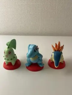 ポケットモンスター　チョコエッグ　旅立ちの3匹 チコリータ　ワニノコ　ヒノアラシ