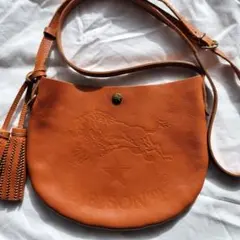 イルビゾンテ IL BISONTE ビッグロゴ レザー ショルダーバッグ