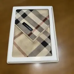 BURBERRY チェック柄ハンカチ 約52cm x 52cm