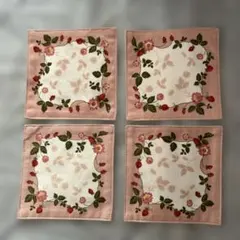 ワイルドストロベリー　布のコースター４個セット