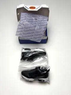 リーボック　インスタポンプフューリー ガチャ　ブラック　ミニチュア　カプセルトイ