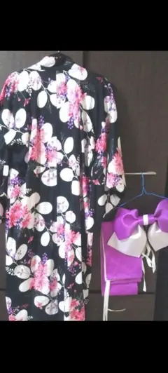 黒地にピンク花柄浴衣・紫帯セット