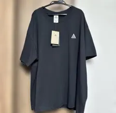 ナイキACG 黒 Tシャツ