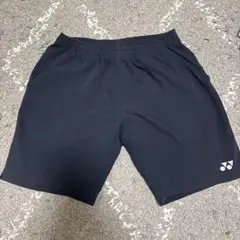 YONEX ブラックショートパンツ JP L
