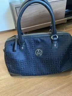 Tommy HILFIGERハンドバック