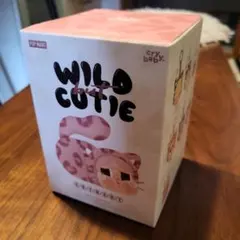 POP MART WILD CUTIE CRYBABY Neon Cutie