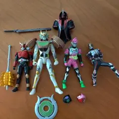 仮面ライダー フィギュアセット 武器付き