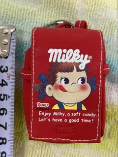 Item thumbnail for item e127ad56-def9-4859-b4f7-57c2ef01083f