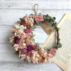 くすみピンクの三日月リース　ハーフリース　ドライフラワーリース　㉓