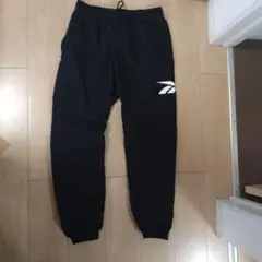 Item thumbnail for item 5b26f402-597f-47fa-8f76-ebad6d3d0b95