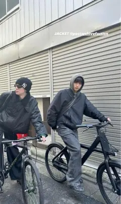 sullen acne studiosダークグレー ストレートデニム