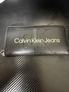 Calvin Klein Jeans ラウンドファスナー長財布 ブラックのサムネイル