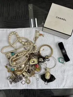 遺品整理　アクセサリーまとめて