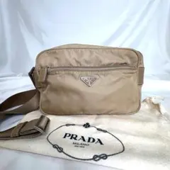 PRADAプラダ　カメラバッグ　ショルダーバッグ　ナイロン　三角ロゴプレート