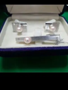 シルバー製カフス＆ネクタイピンセット（ピンクパール付き）