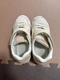 ニューバランス　18㎝