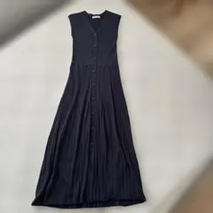 ナチュラルビューティーベーシック　ノースリーブワンピース