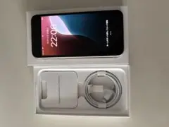 iPhone SE (第3世代) スターライト 本体