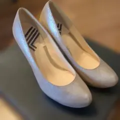 LANVIN en Bleu パンプス シャンパンゴールド 23cmのサムネイル