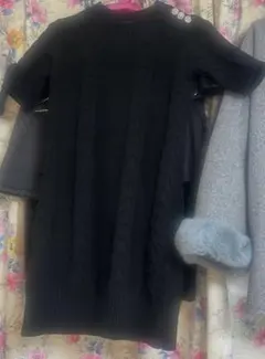 黒 ケーブル編み 半袖ニットワンピース